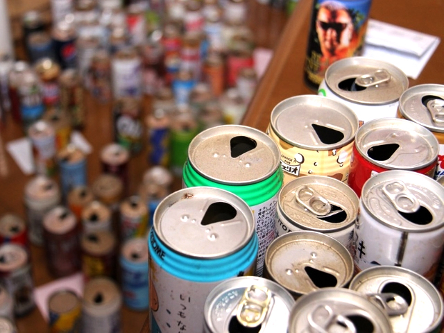 空き缶を集めて30年 気づいたら世界一のコレクターに（元たま・石川