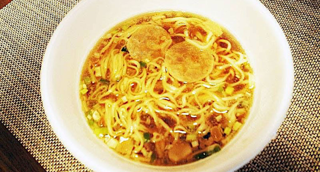 毎朝「カップ麺」を食べ続けて4年の男性 「健康は気になるけれどやめられない」  |  DANRO